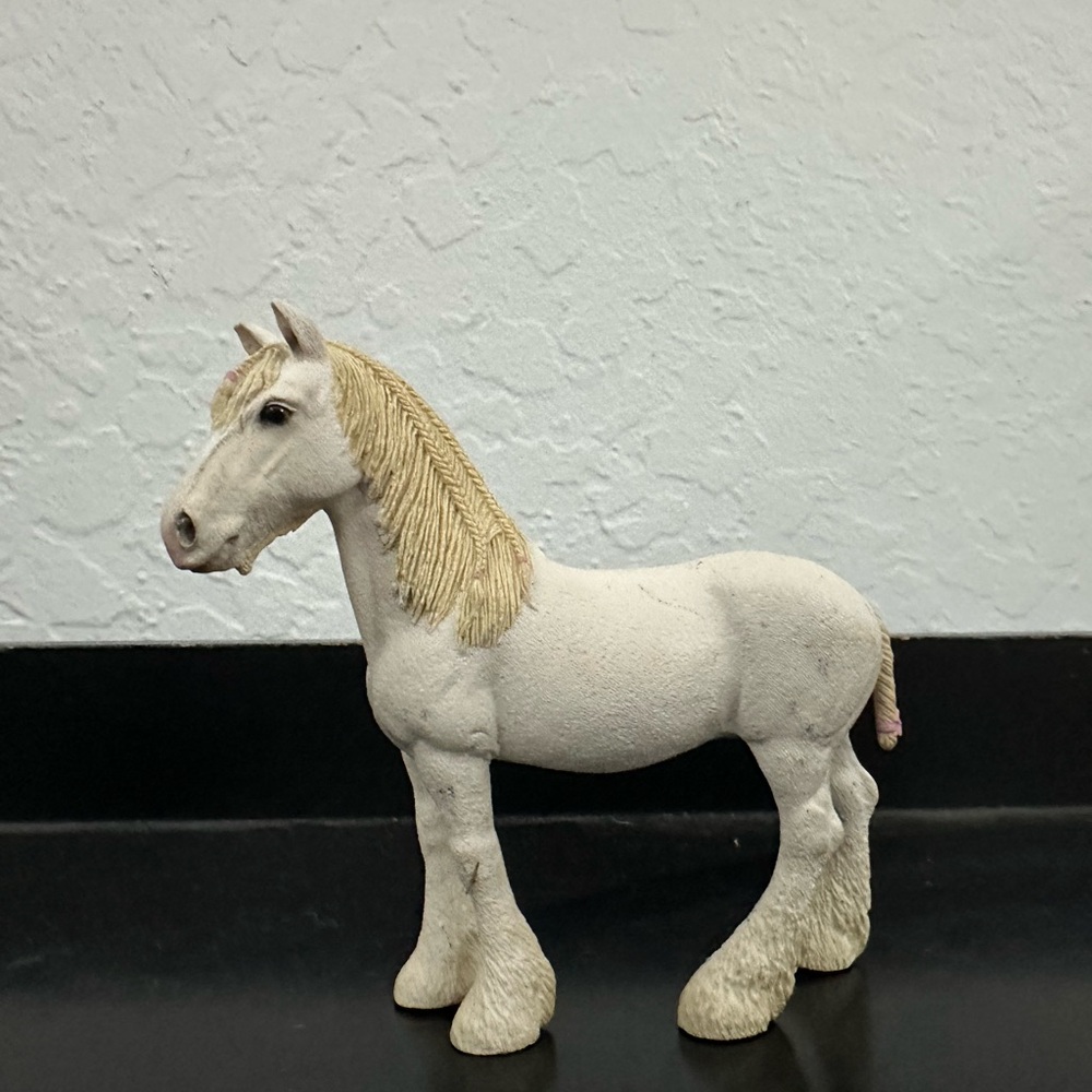 Schleich shire mare